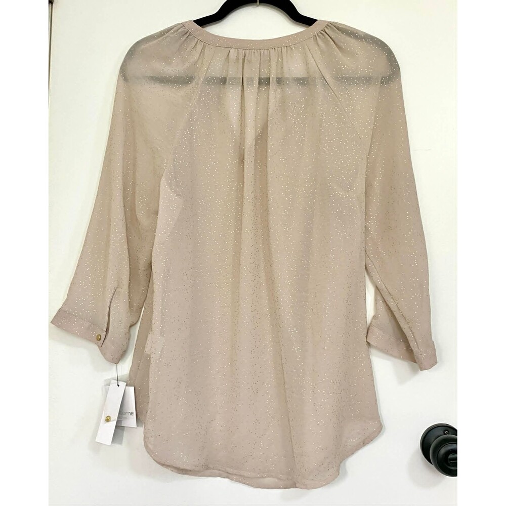 NWT Liz Claiborne Gold Shimmer Blouse Size M | Top 3/4 Sleeve - Picture 2 of 4